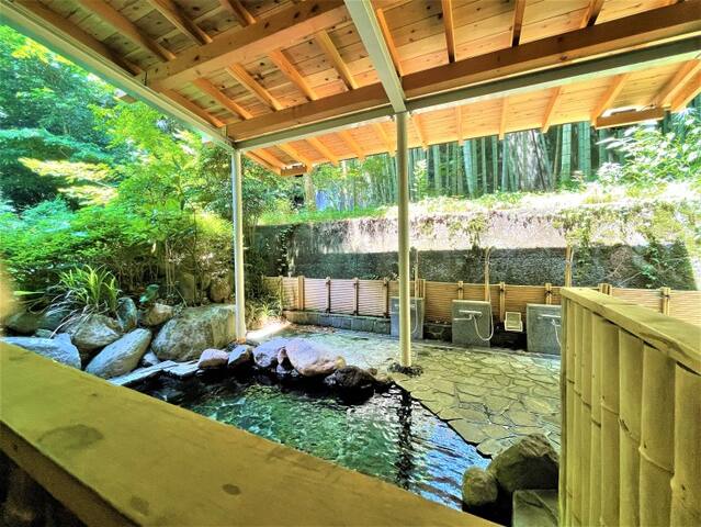 ReceptionStagevilla managed Airbnb listing 1