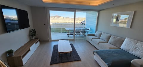 Marina Club Double Aspect Corner