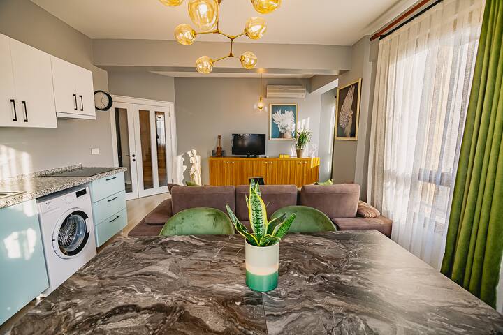 3Bedroom Bright&Comfy&Spaciousness With Balcony gallery image 4