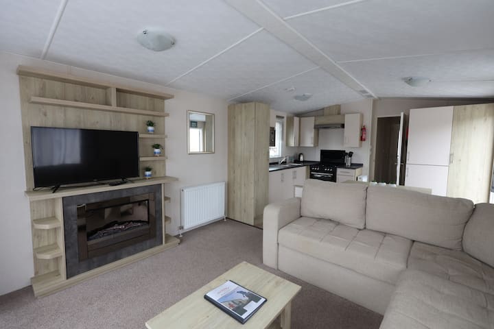 Winchester Caravan - Sleeps 4 - Hamble-le-Rice