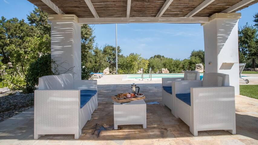 Chic two bedroom villa with private pool & BBQ gallery image 5