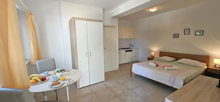Apartamento 2 en planta baja, apartamento estudio.