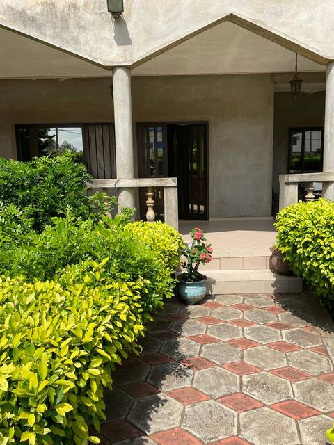 Entire ground floor (2 bedrooms)