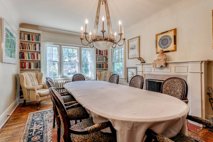 Four Bedroom Rosedale Home gallery image 3