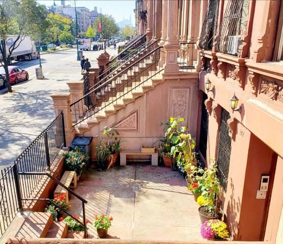 Two huge bedroom suites gallery image 4