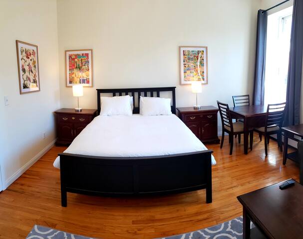 Two huge bedroom suites gallery image 2