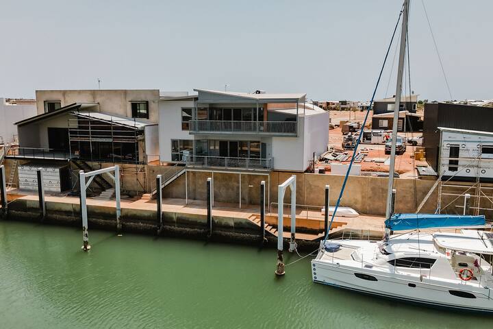 Ningaloo Getaway – 4×3 on the Canals gallery image 2