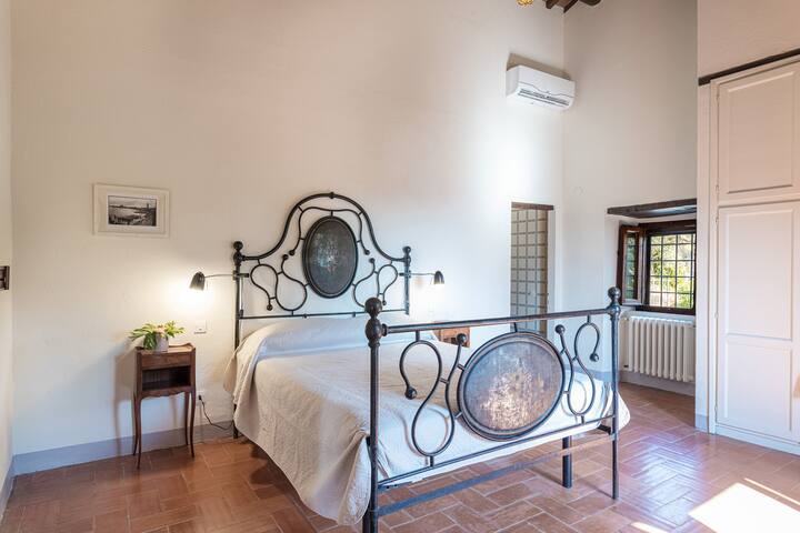 Schlafzimmer in der Torretta Filomena
