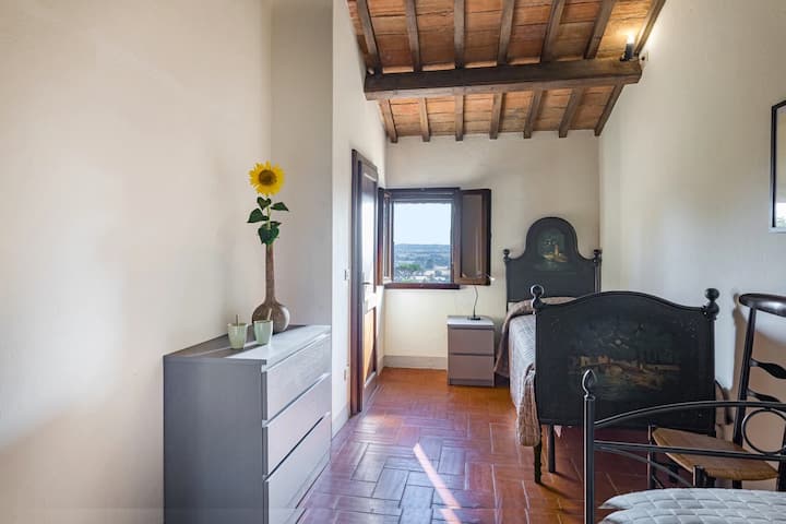 Schlafzimmer 4