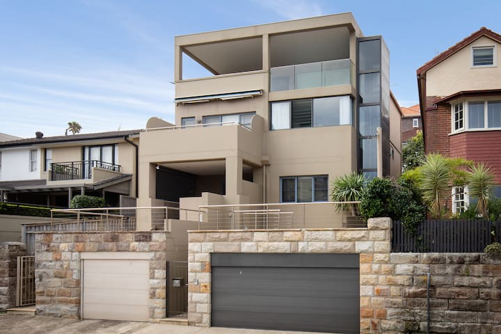 “Coastal Amore” Harbourside Luxe gallery image 3