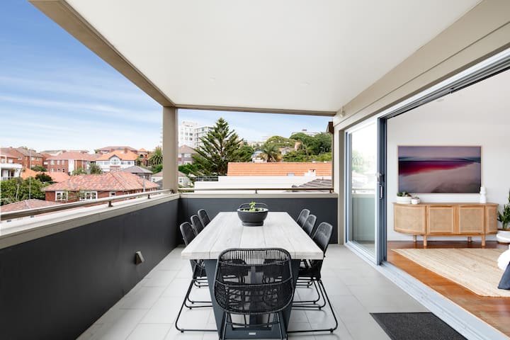 “Coastal Amore” Harbourside Luxe gallery image 2