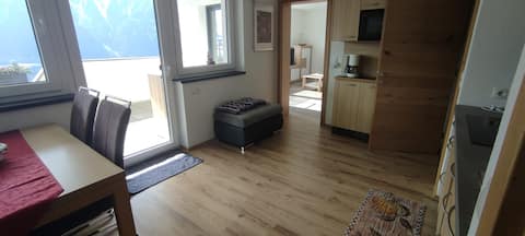 Leistungsstarkes Airbnb: The most beautiful view in Tyrol in Oetz
