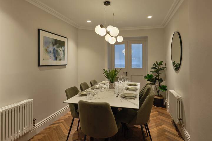 Luxury 2 bedroom duplex apartment – prime Mayfair gallery image 2