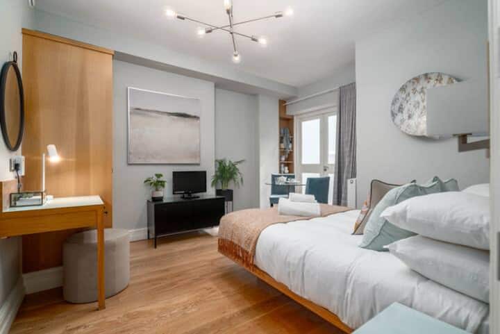 5 Doughty Street - Double Studio With Private Bath - London