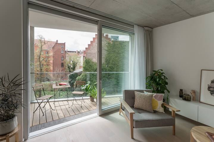 Extended Garden Loft 107 gallery image 2