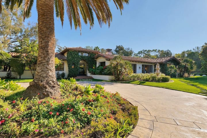 Rancho Santa Fe 6 Bedroom Estate - 엔시니터스