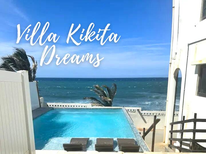 7 BR Kikita Dreams Manor Oceanfront Beach House Maisons à louer à