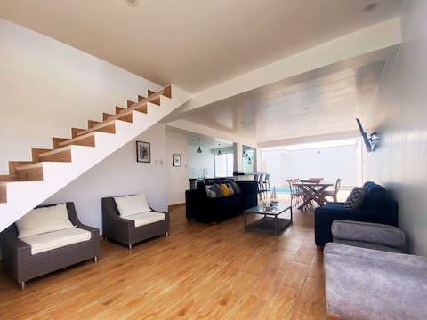 Successful Airbnb property: 4BR Beachside House | Sleeps 15 | w/ Pool Pets OK in Cerro Azul