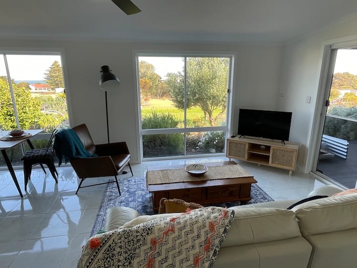 Juniper Rise - Kingscote