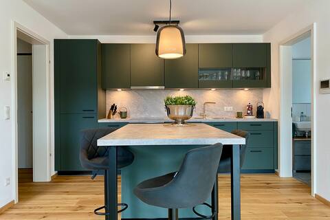 The Pearl - Green, new, fancy!