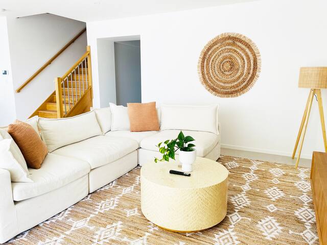 Modern Boho Coastal Escape with Pool & Chill Vibes gallery image 3