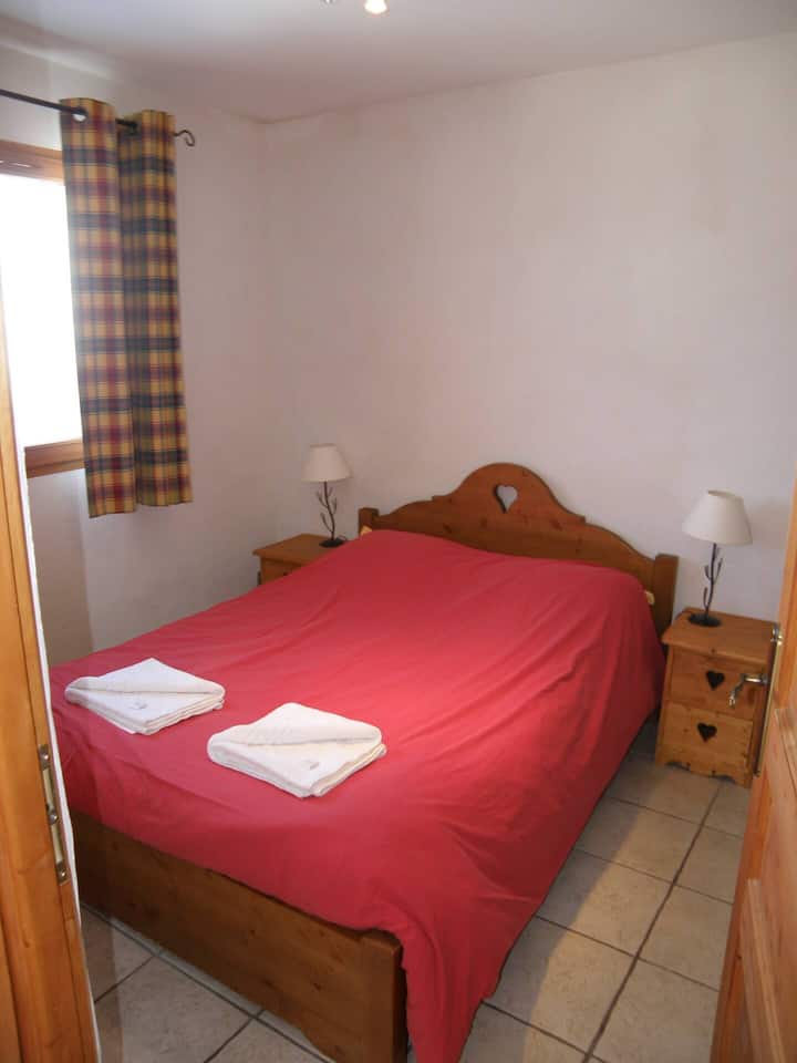 1楼卧室（ 2/6 ）