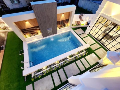 Atelier Pool Villa @ Ipoh Town (18-23 pax)