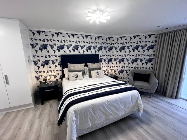 White Waves gallery image 3