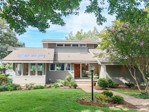 Waterfront Carter's Creek Beach+Kayaks+Dock Slips!