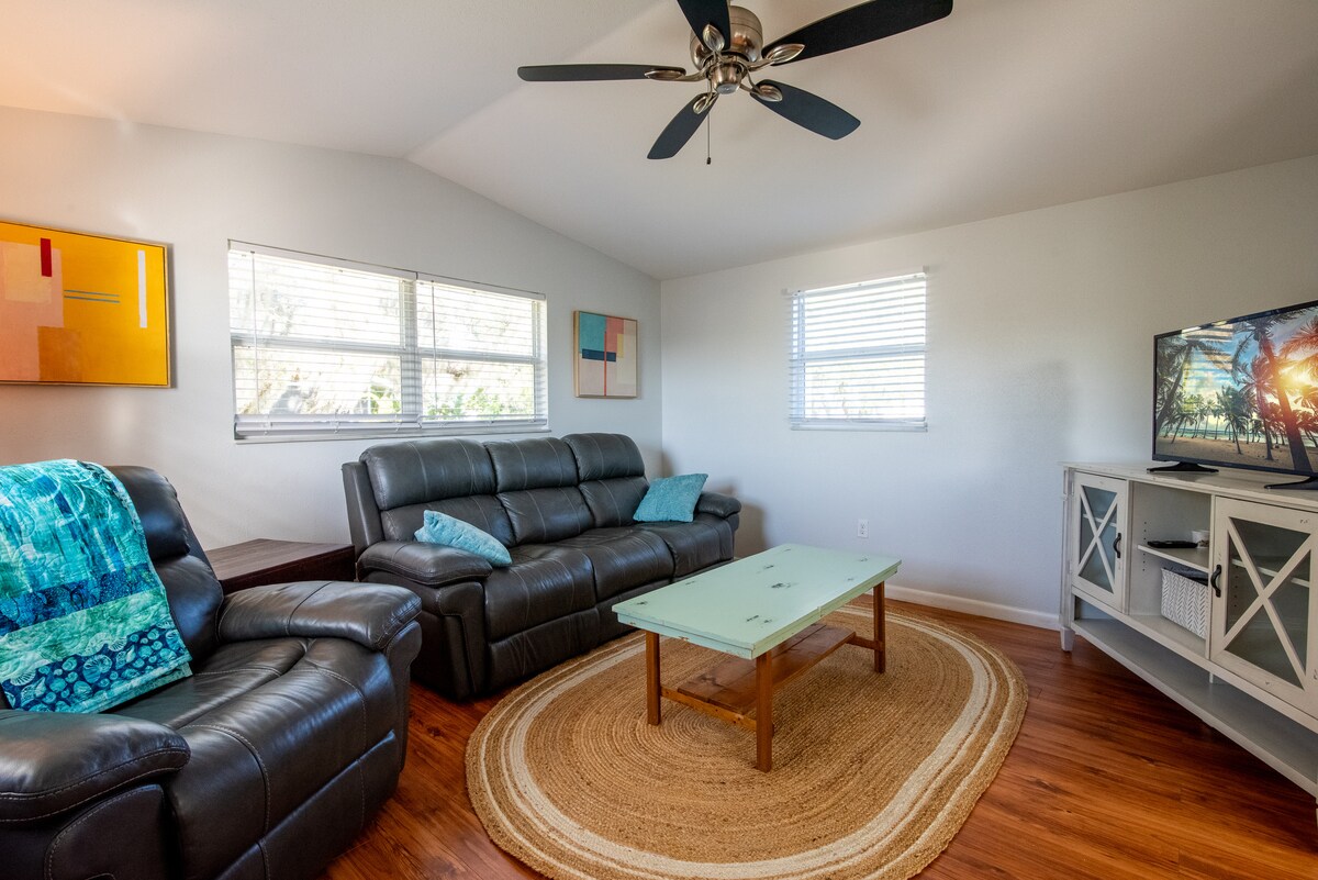 Top Airbnb: The Hub in Laurel