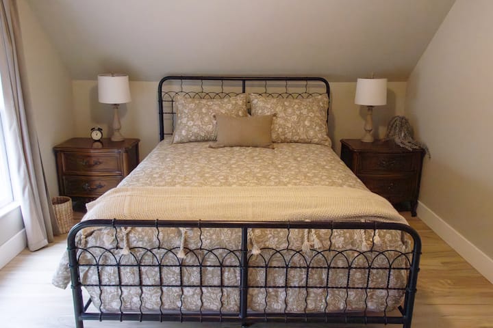Bedroom #2