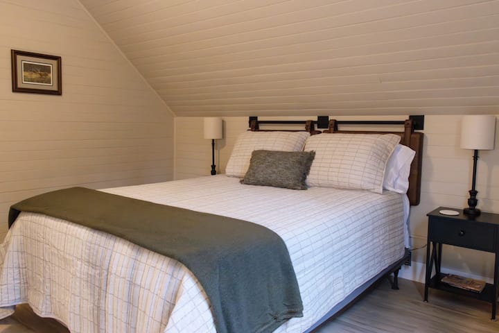 Bedroom #1