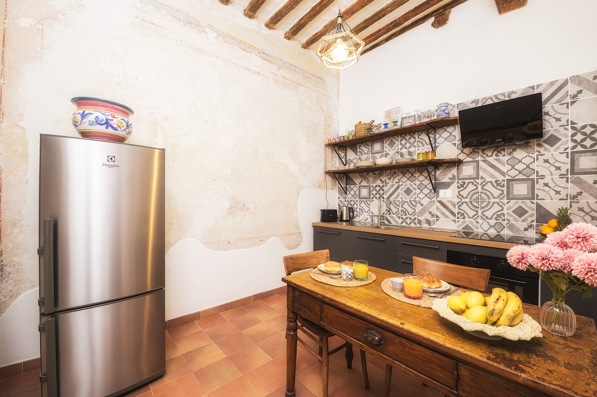 Successful Airbnb property: In the heart of Pienza, just 50 meters from the Duomo! in Pienza