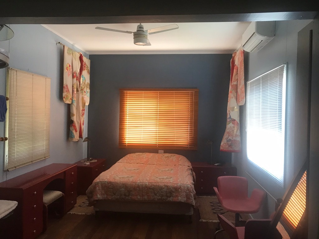 Cama tamaño queen muy cómoda