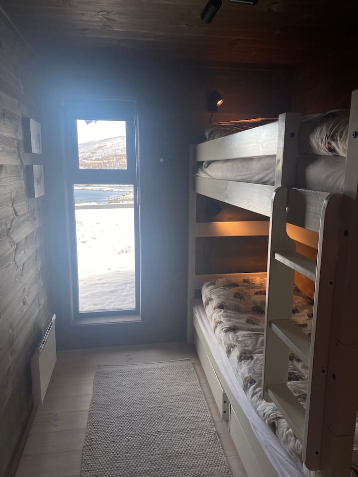 Საძინებელი 3