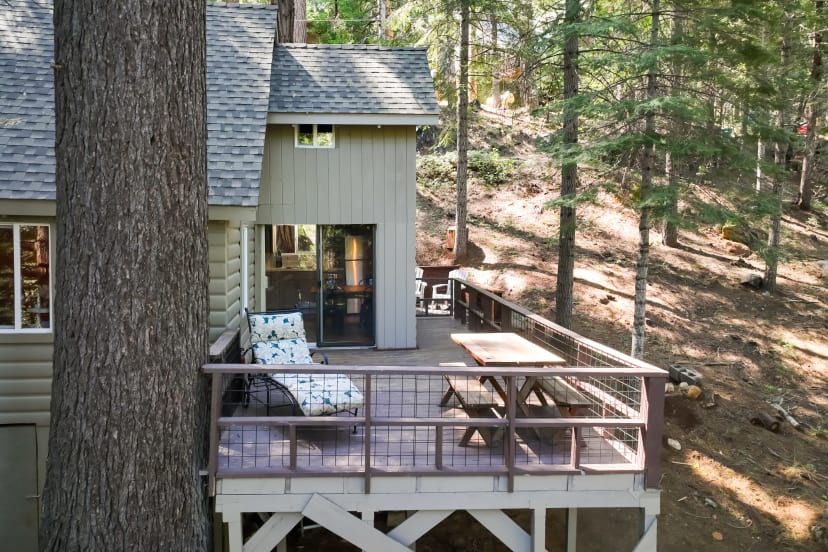 The Den Cabin Near Pinecrest! - Cabins for Rent in Mi-Wuk Village ...