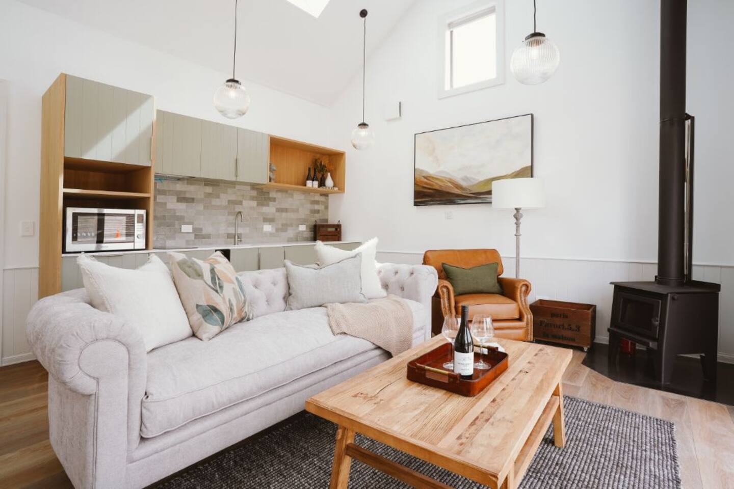 Winery Cottage Stay - Paris 2