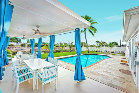 Waterfront Oasis Heated Pool, Pergola, Canal, Dock