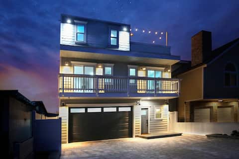 Steps2Sand | Luxury Home, Game Room, Firepit, Deck