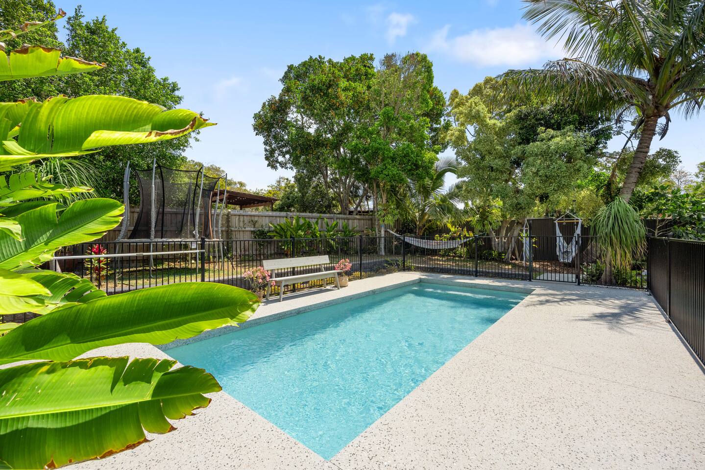 Top performing Airbnb: Noosa - Sunrise Beach, 4brm beach with pool in Sunrise Beach