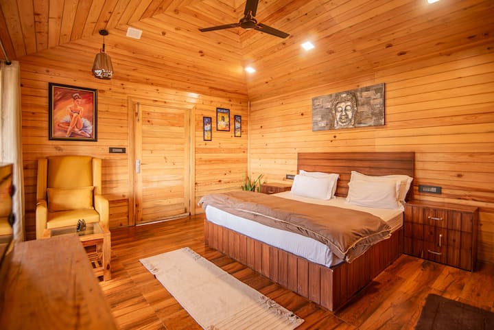 Srivasa - Pine Peak Cottage, Mussoorie - Mussoorie