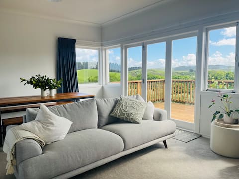 Top Airbnb: Karioi Views in Waikato District South West