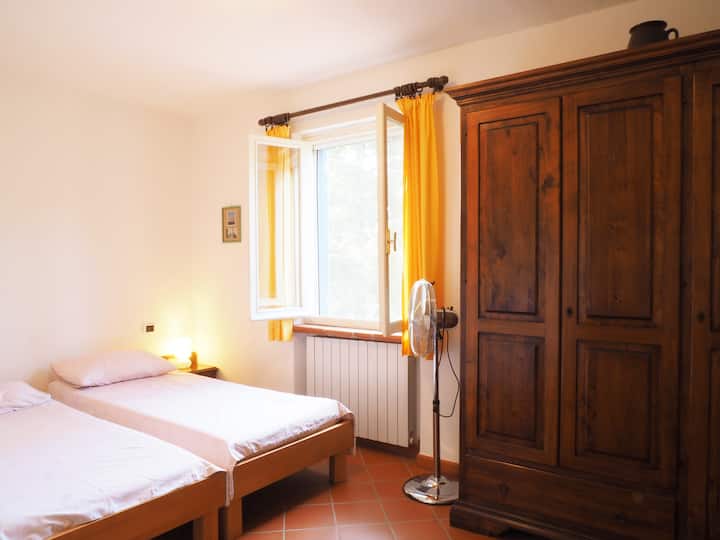 غرفة النوم 2