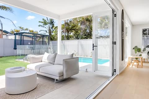 Cabablanca - New Coastal Home, Cabarita Beach