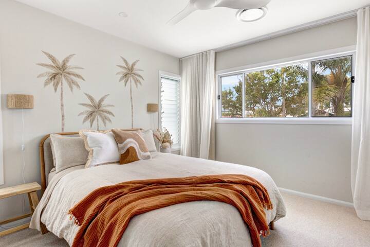 Cabablanca – Coastal Luxe with Magnesium Pool gallery image 3