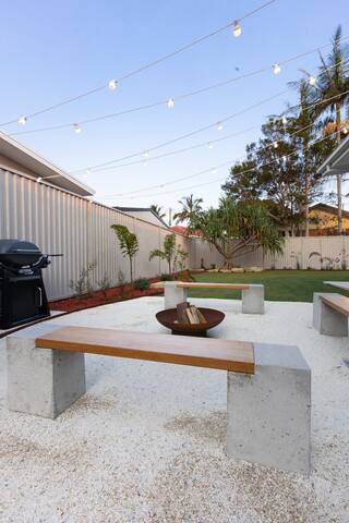 Cabablanca – Coastal Luxe with Magnesium Pool gallery image 2