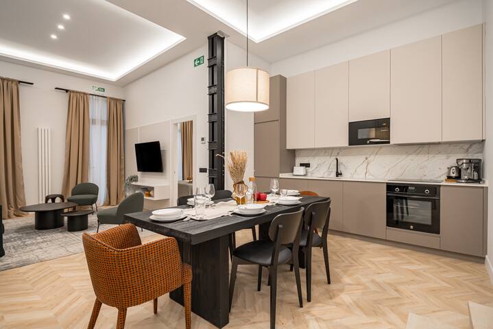 Malasaña VII 3BR 3BH gallery image 2