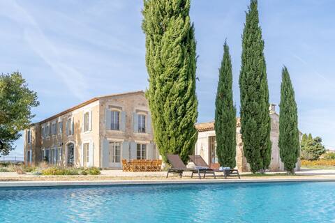 Le Grand Chêne - Renovated Wine Estate in Provence