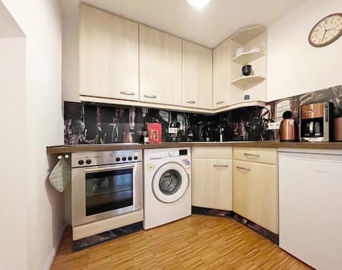 Popular Airbnb listing: Belisa Guest Apartment in Halle (Saale)