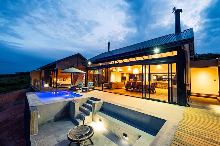 Enjojo Bushveld Escape | Luxury villa near Kruger